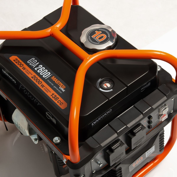 Бензиновый инверторный генератор DAEWOO GDA 2600i мини фото